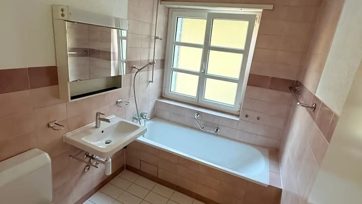 Apartment for rent - Hauptstrasse 35, 4242 Laufen - Photo 4