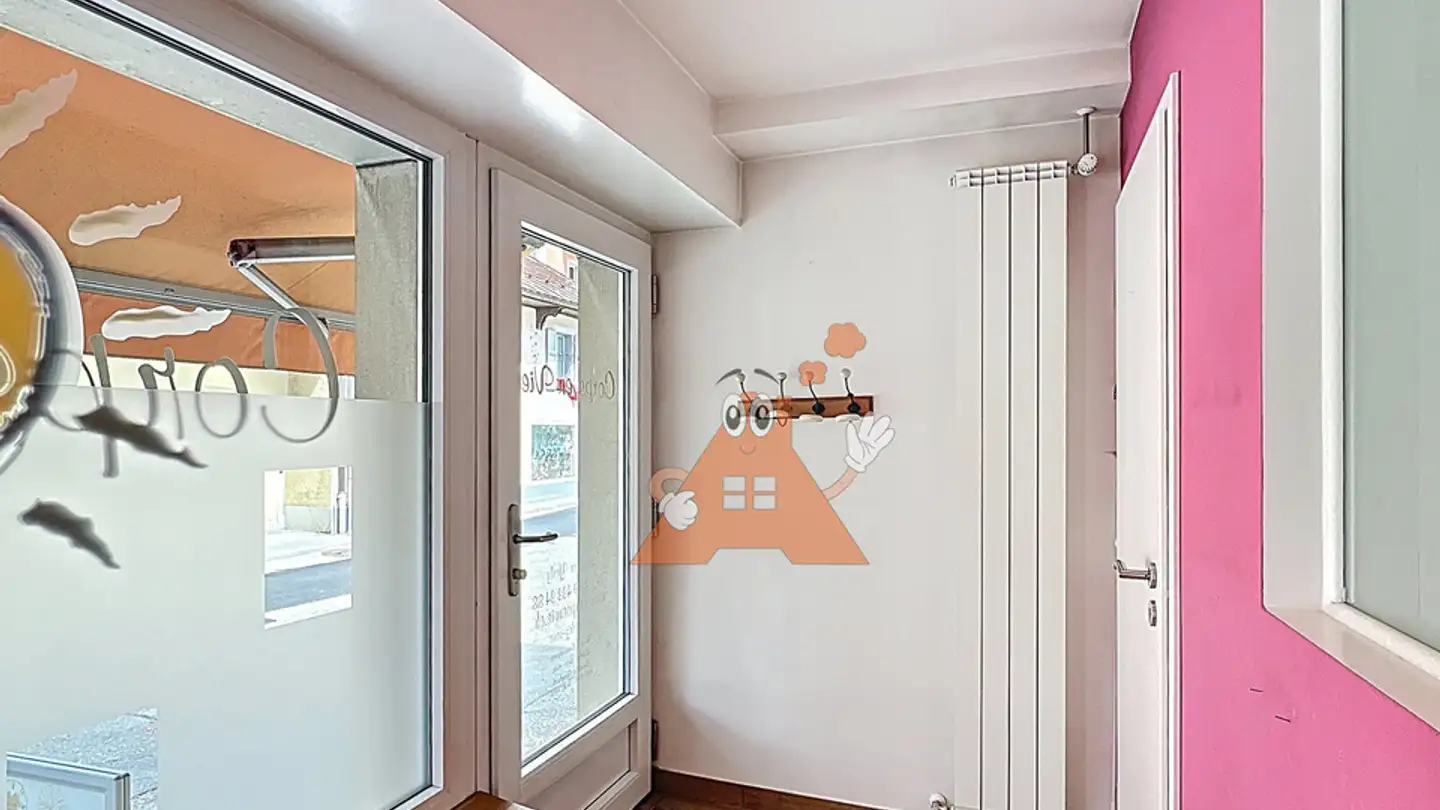 Commercial for rent - Route D'arzier 4, 1264 St-Cergue - Photo 3