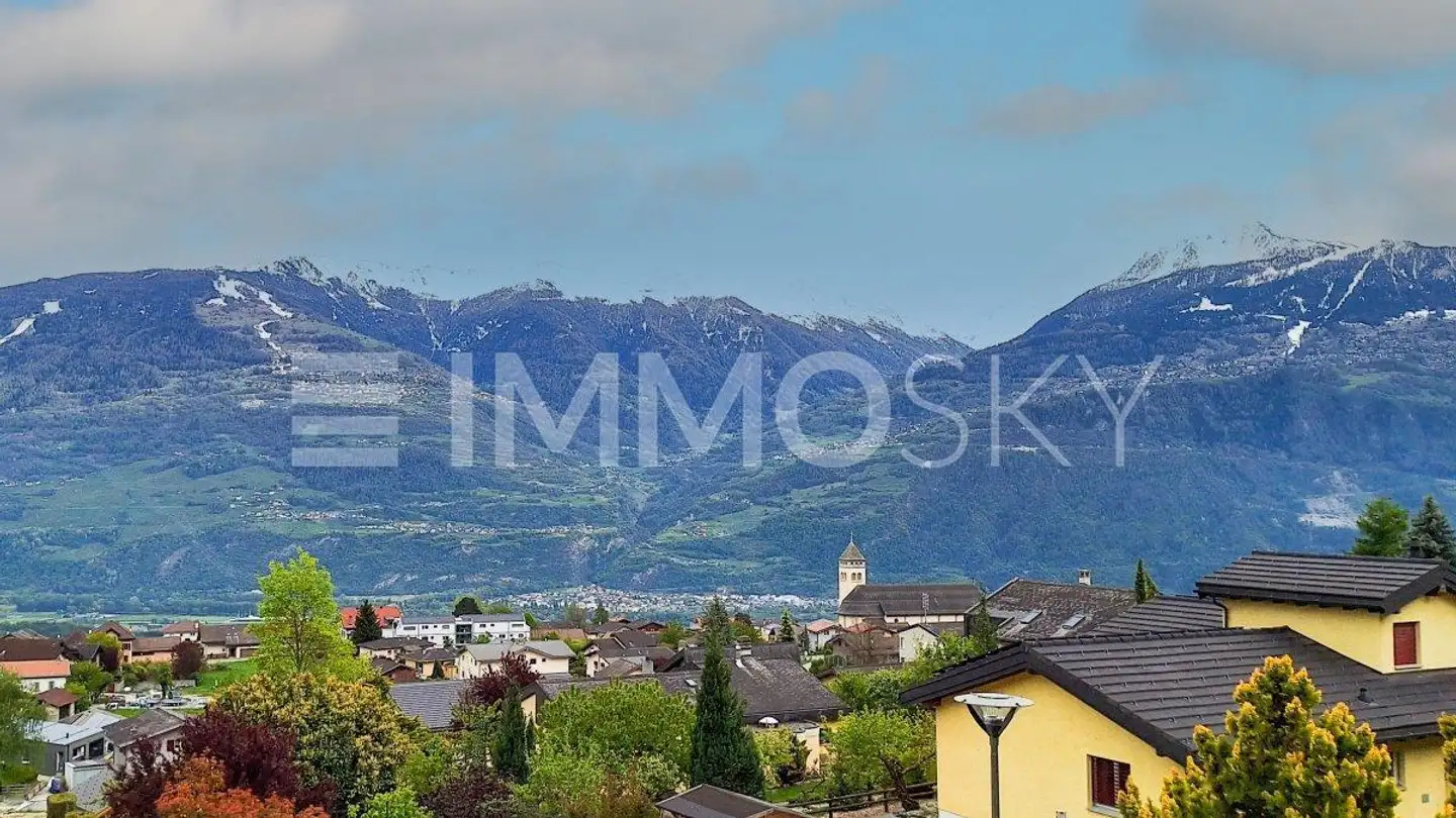 Constructible plot for sale - 1976 Erde - Photo 2