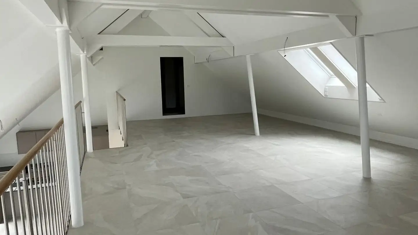 Dachgeschosswohnung mieten - Bergweg 4, 3234 Vinelz - Foto 2