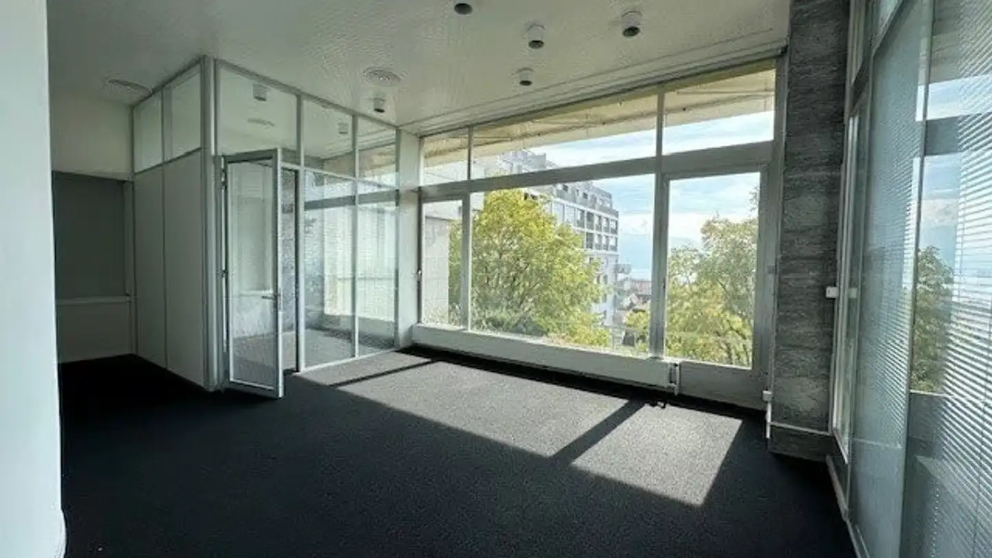 Shop for rent - Avenue Du Léman 32, 1005 Lausanne - Photo 4