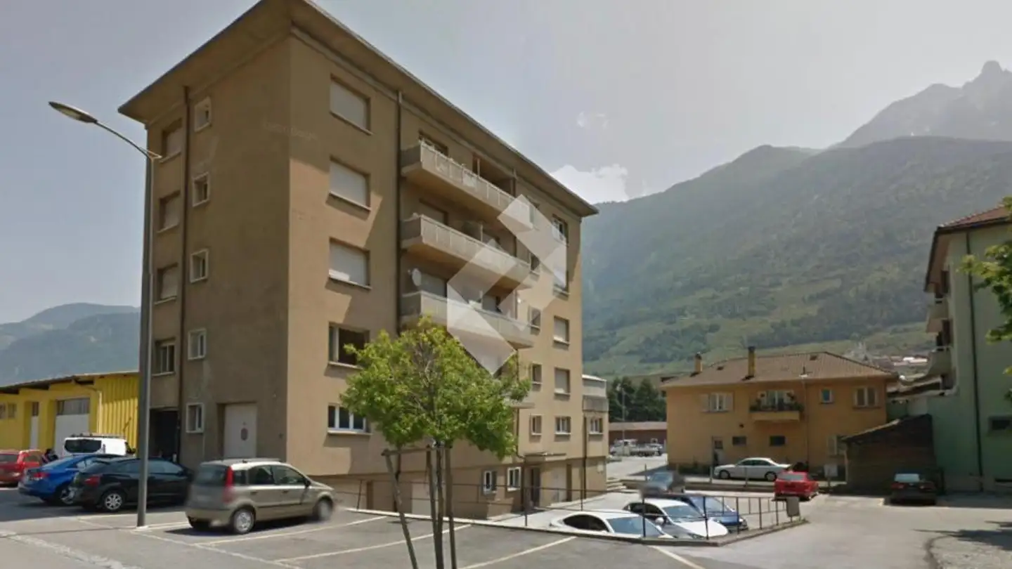 Apartment for sale - 1907 Saxon