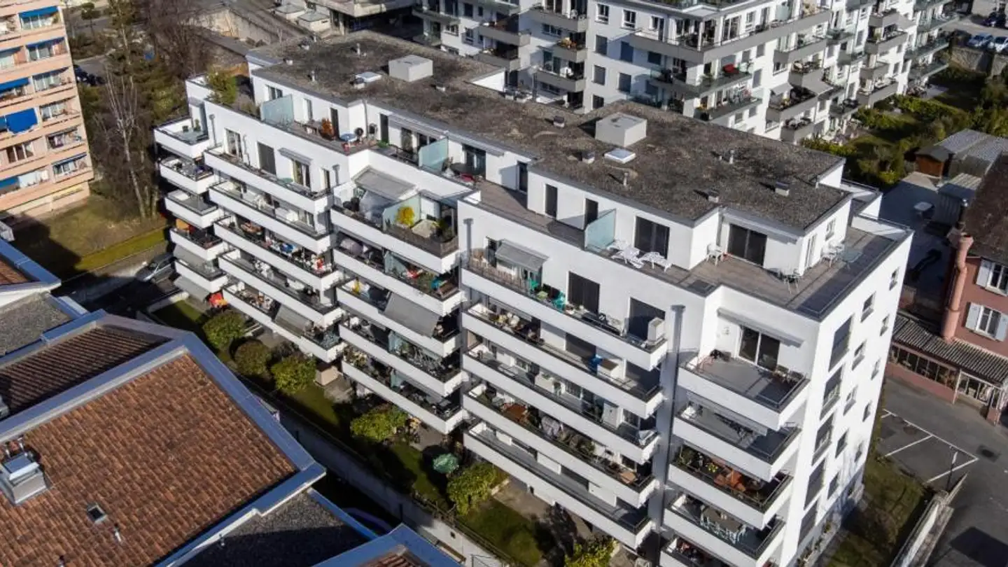 Underground parking space for rent - Rue du Lac, 1815 Clarens