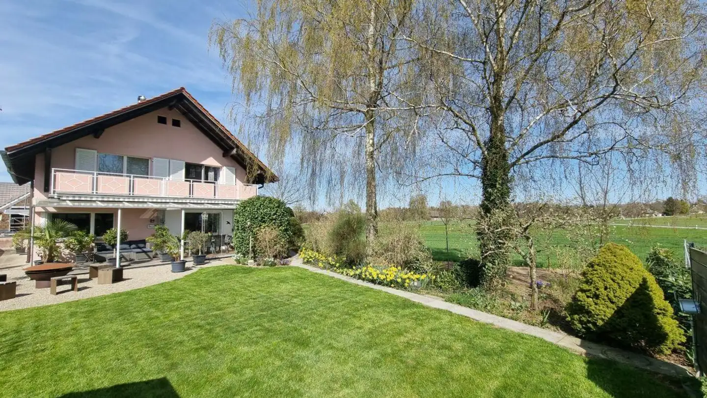 Single house for sale - Hauptstrasse 28, 8573 Siegershausen