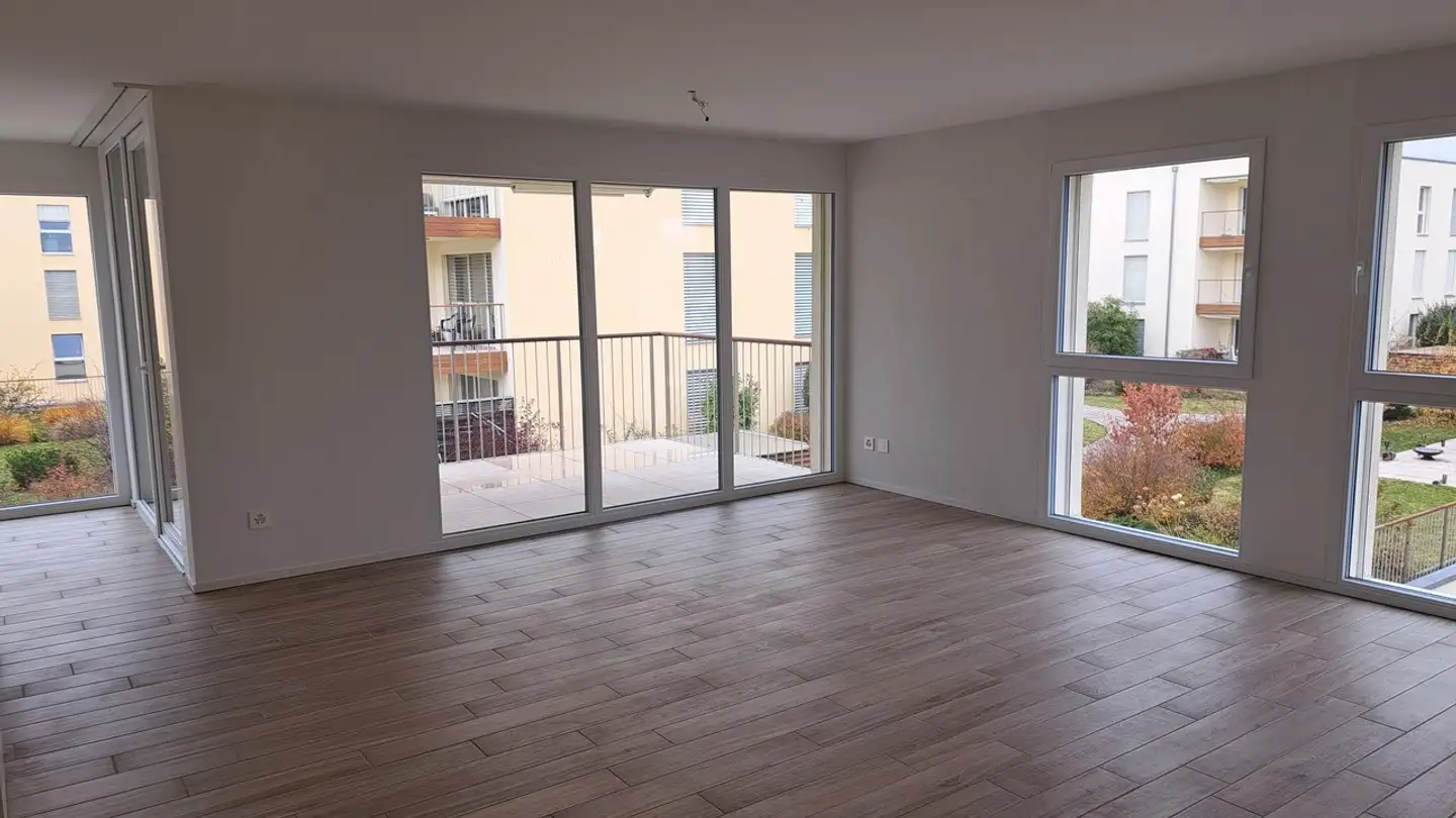 Wohnung mieten - Impasse Des Alpes, 1786 Sugiez - Foto 2