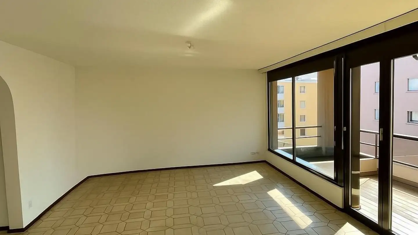 Apartment for rent - Via Dr. Giovanni Varesi 17, 6600 Locarno - Photo 2