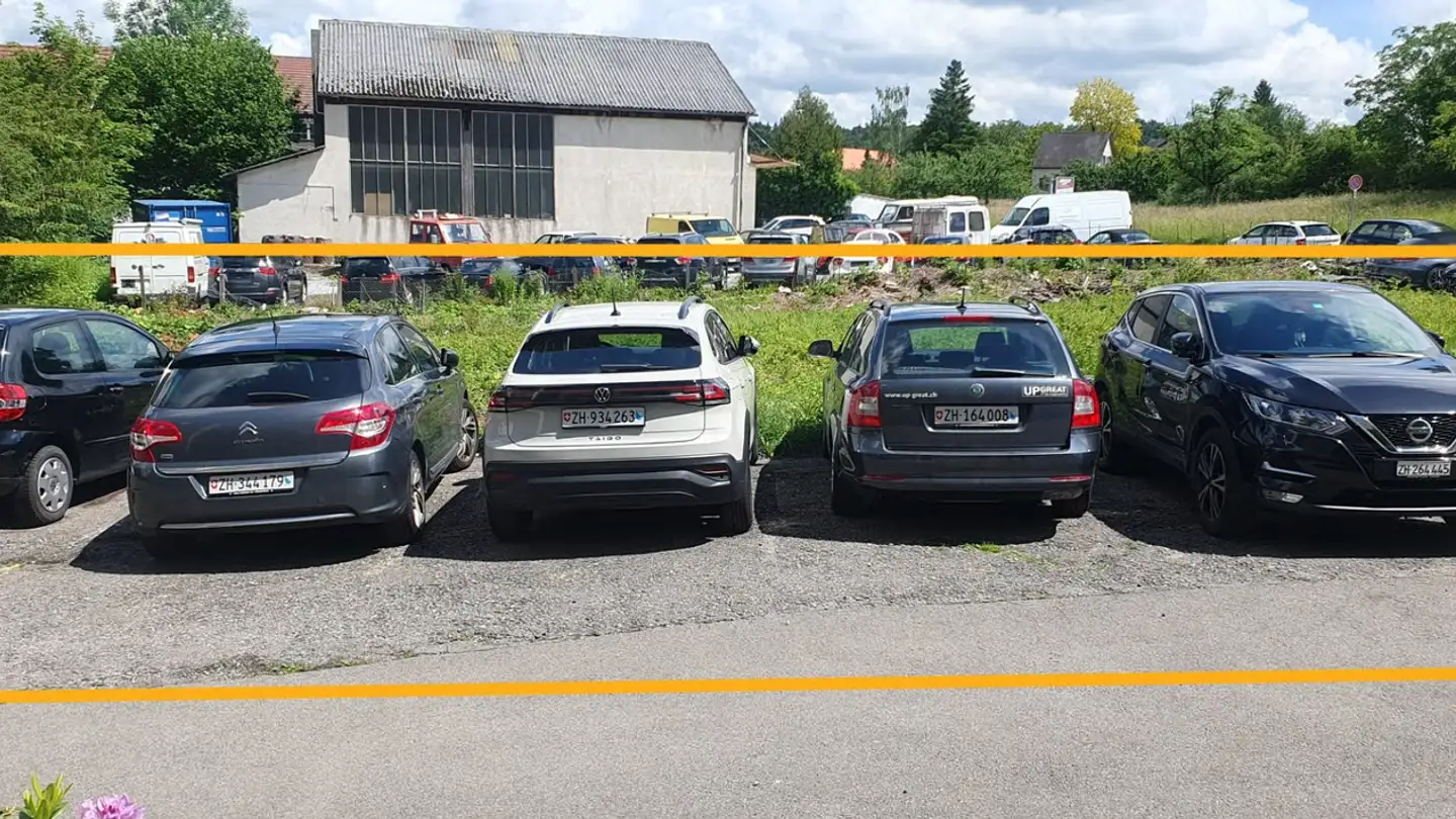 Parkplatz im Freien mieten - Heidenrietstrasse 10, 8600 Dübendorf