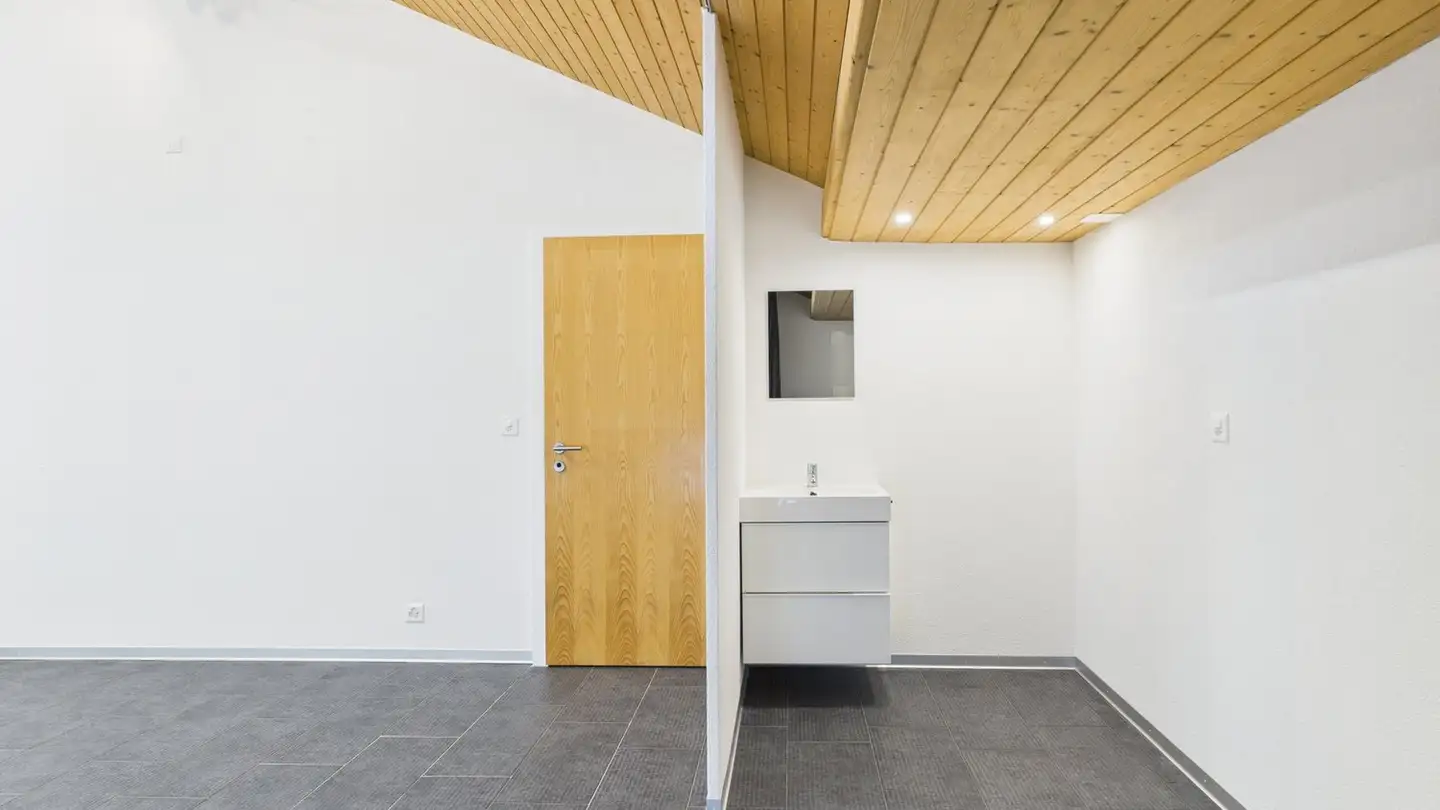 Commerciale in affitto - Adetswilerstrasse 3a, 8344 Bäretswil - Photo 3