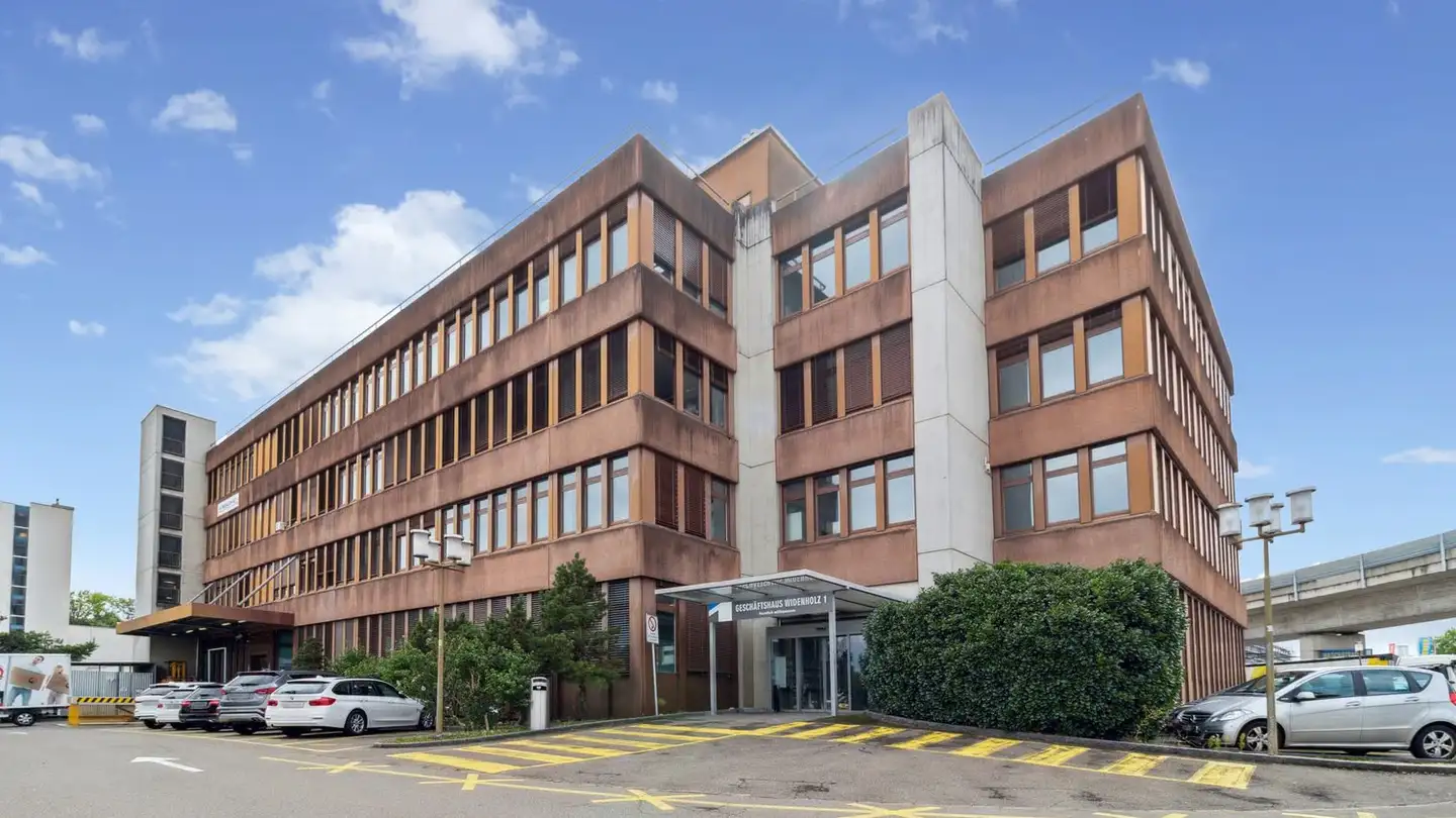 Commercial à louer - Widenholzstrasse 1, 8304 Wallisellen