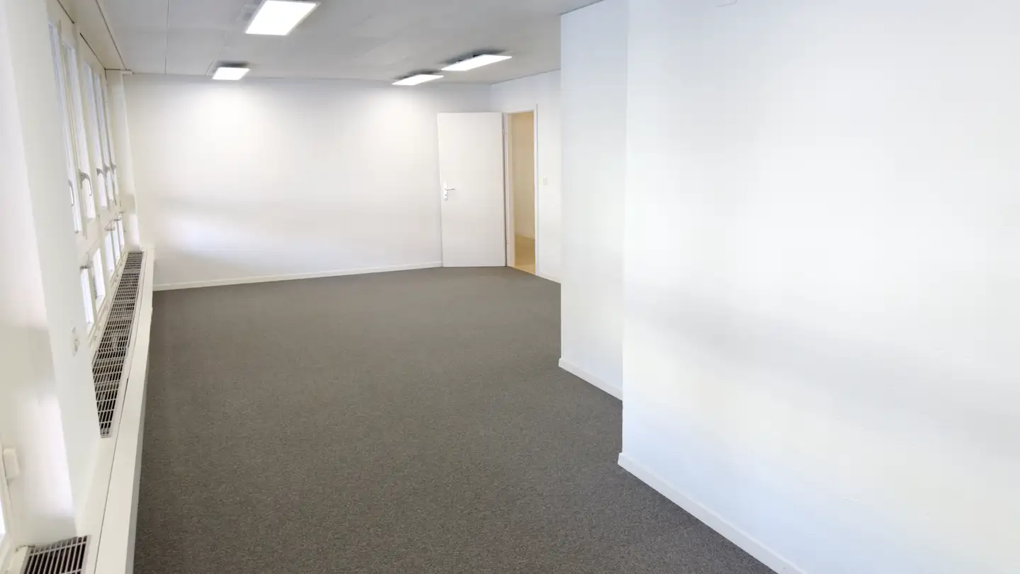 Spazio ufficio in affitto - Lerzenstrasse 19a, 8953 Dietikon