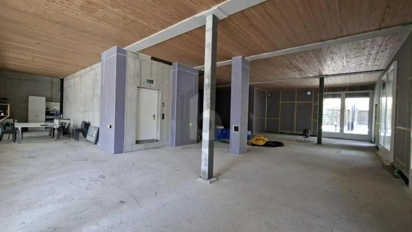 Office space for sale - 6438 Ibach - Photo 4