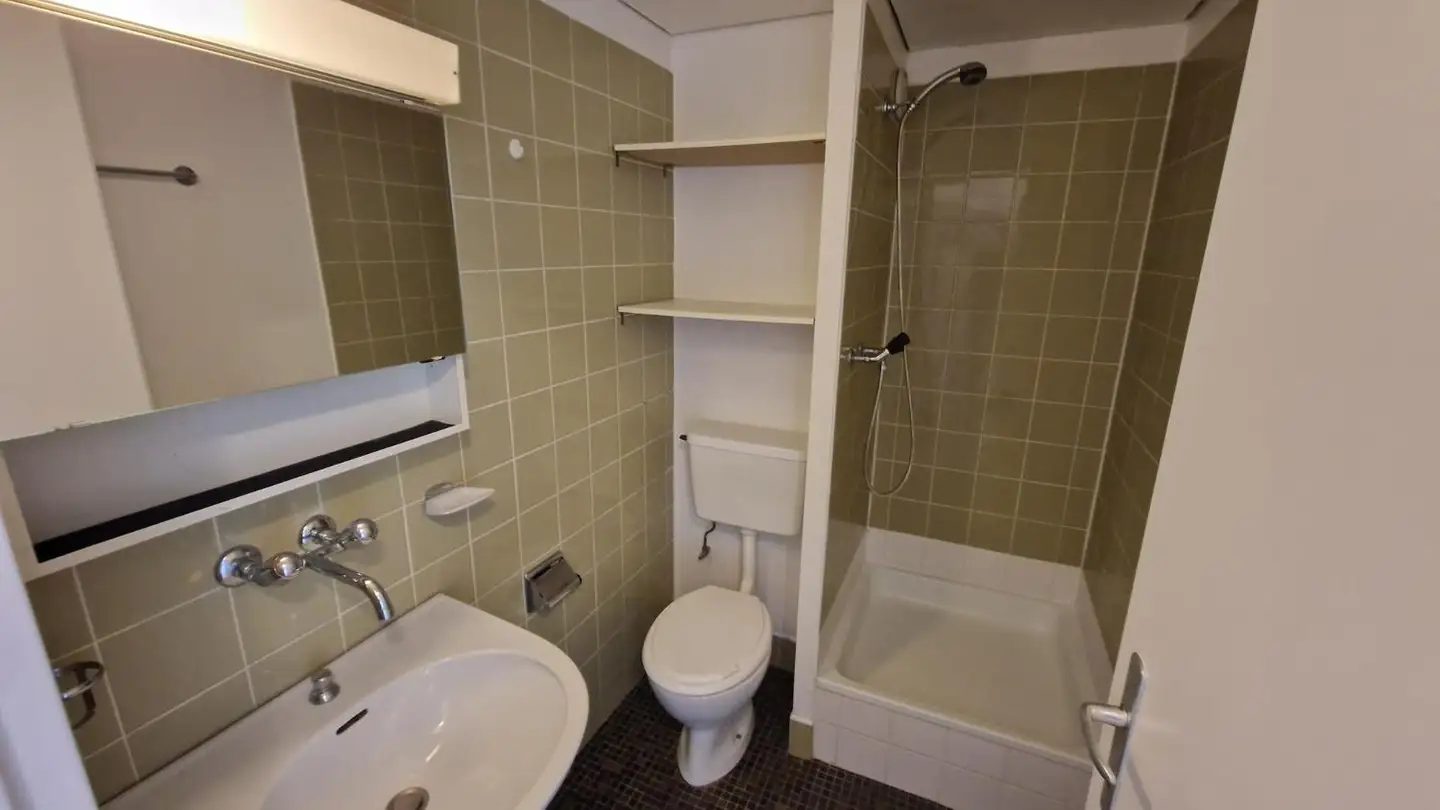 Studio for rent - Avenue Du Général-Guisan 36, 1800 Vevey - Photo 4