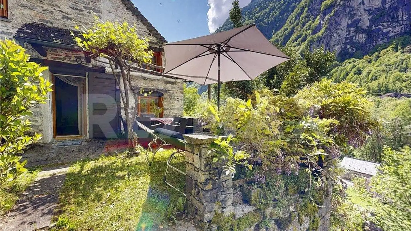 Einfamilienhaus kaufen - 6690 Cavergno