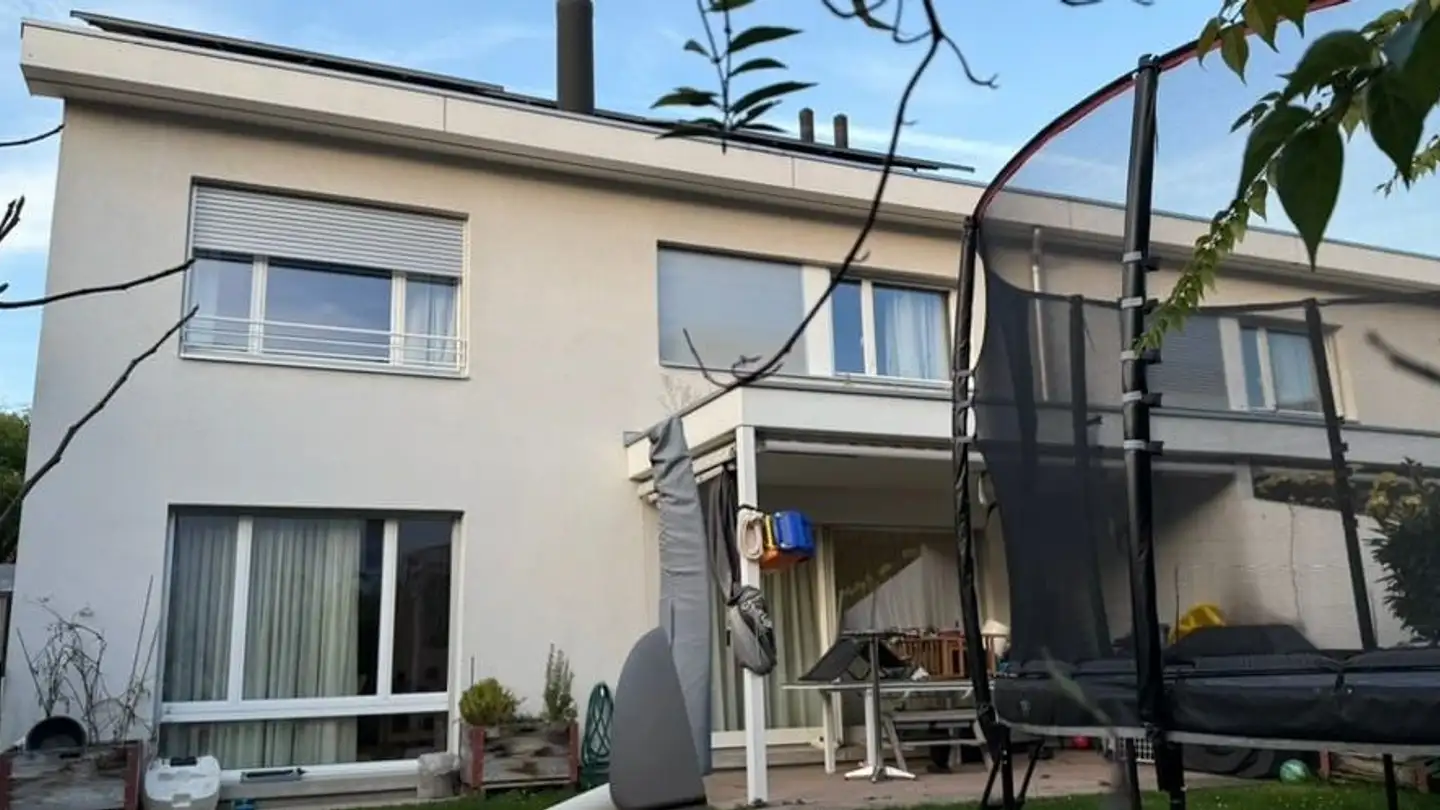 Maison jumelle à louer - Saffretweg 5c, 4143 Dornach - Photo 2