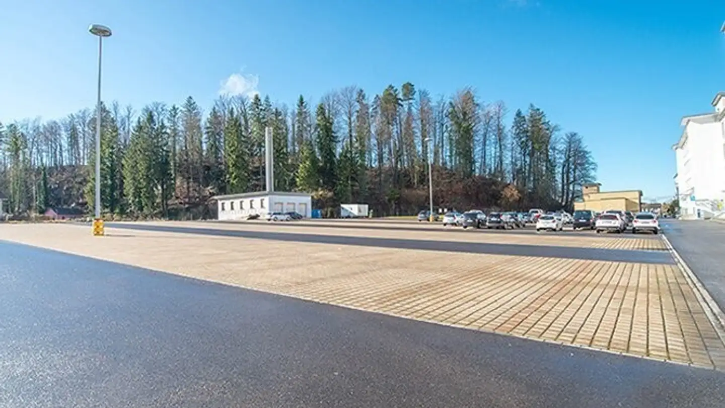 Parcheggio esterno in affitto - Haldenstrasse 5, 6340 Baar - Photo 3