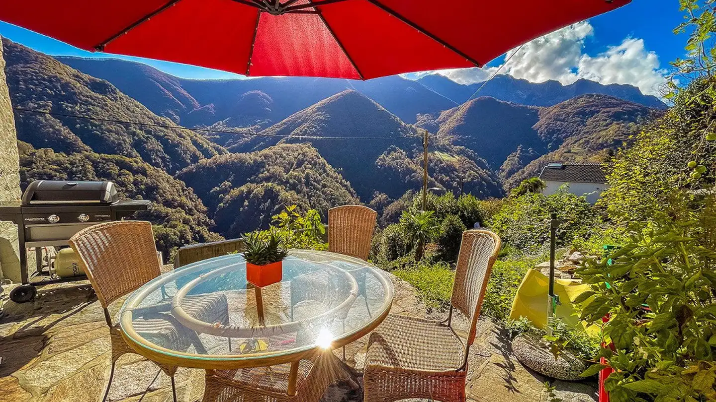 Casa singola in vendita - 6655 Intragna