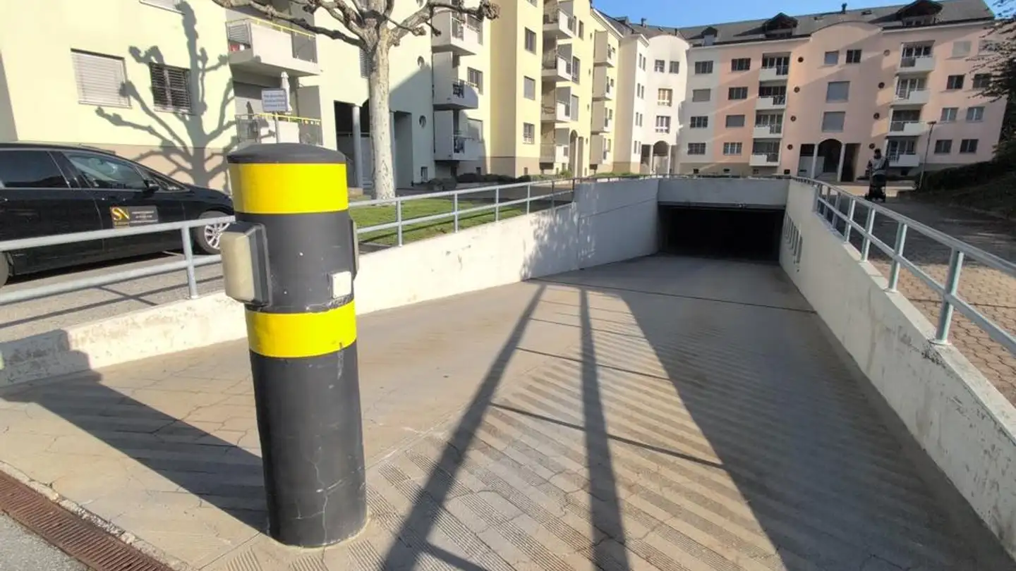 Garage singolo in affitto - Avenue Du Grand-Champsec 20a, 1950 Sion - Foto 2