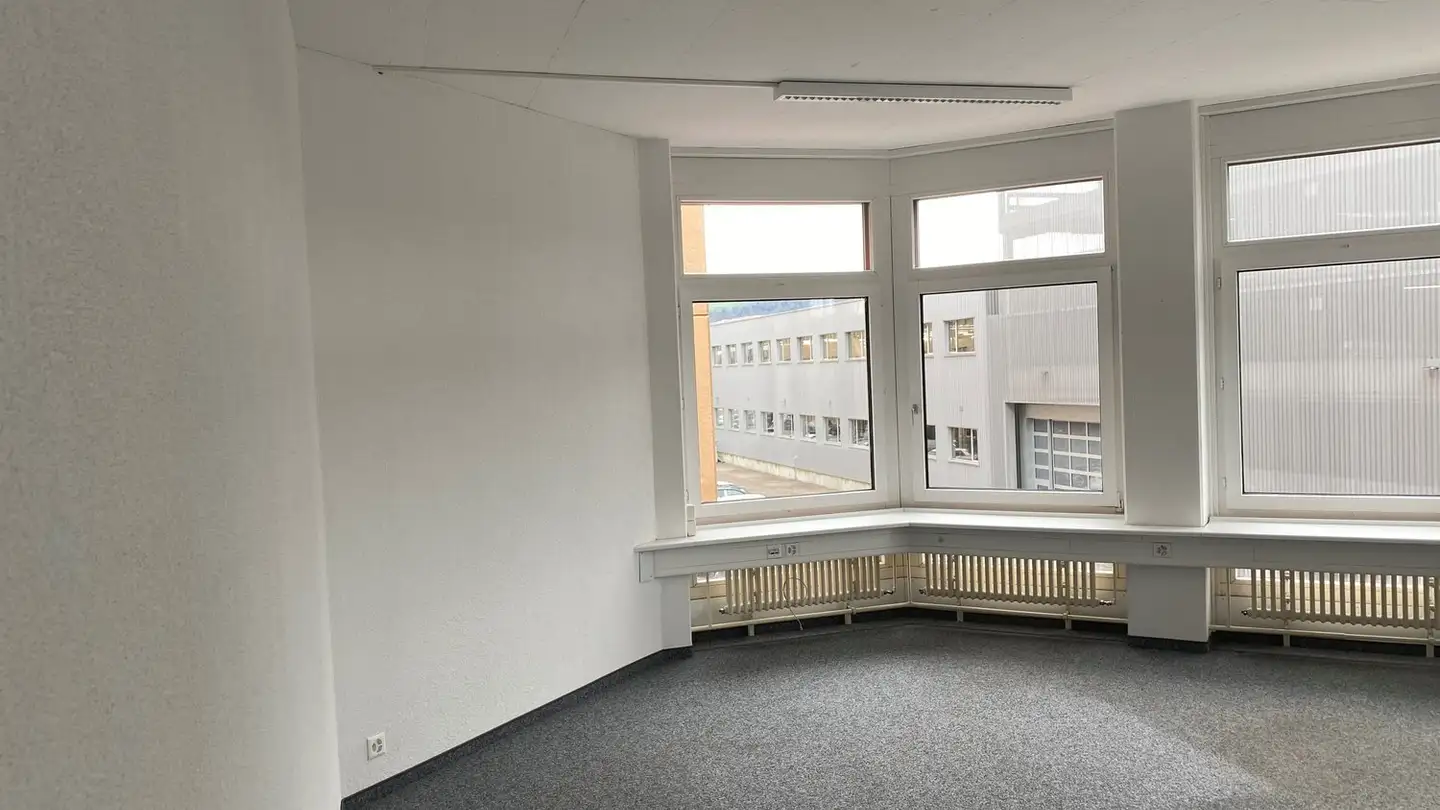 Bürofläche mieten - Gewerbestrasse 9, 6330 Cham - Foto 3