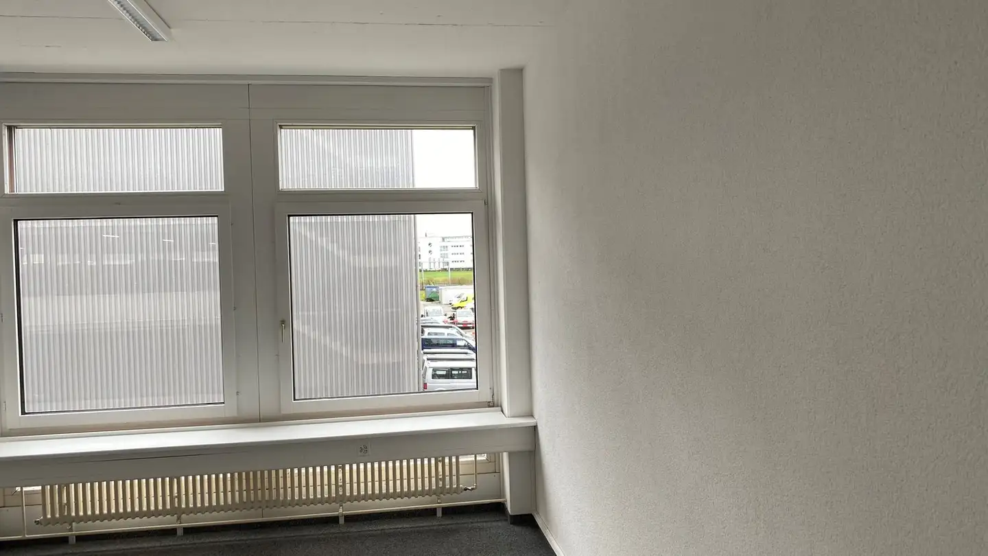 Bürofläche mieten - Gewerbestrasse 9, 6330 Cham - Foto 2