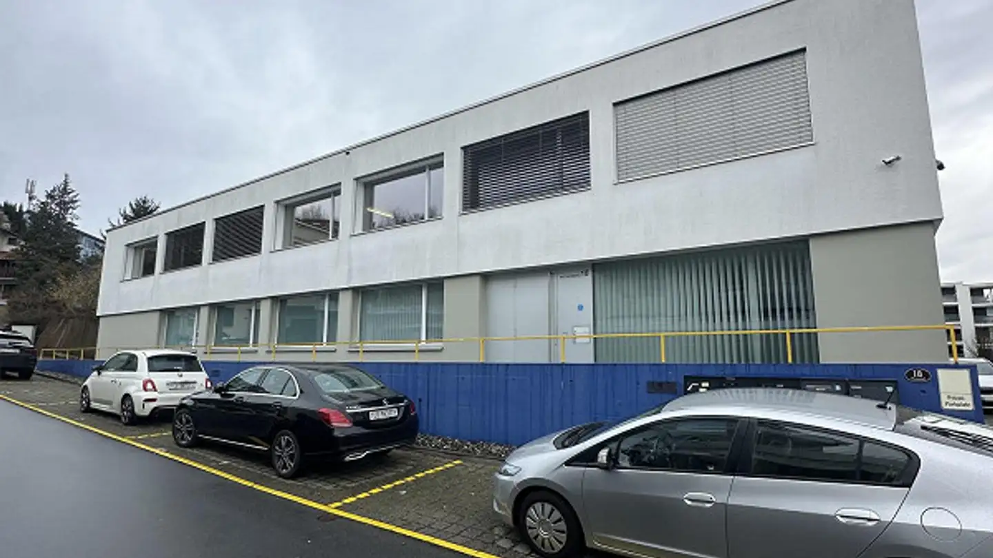 Commercial à louer - Rothenbad 18, 6015 Luzern