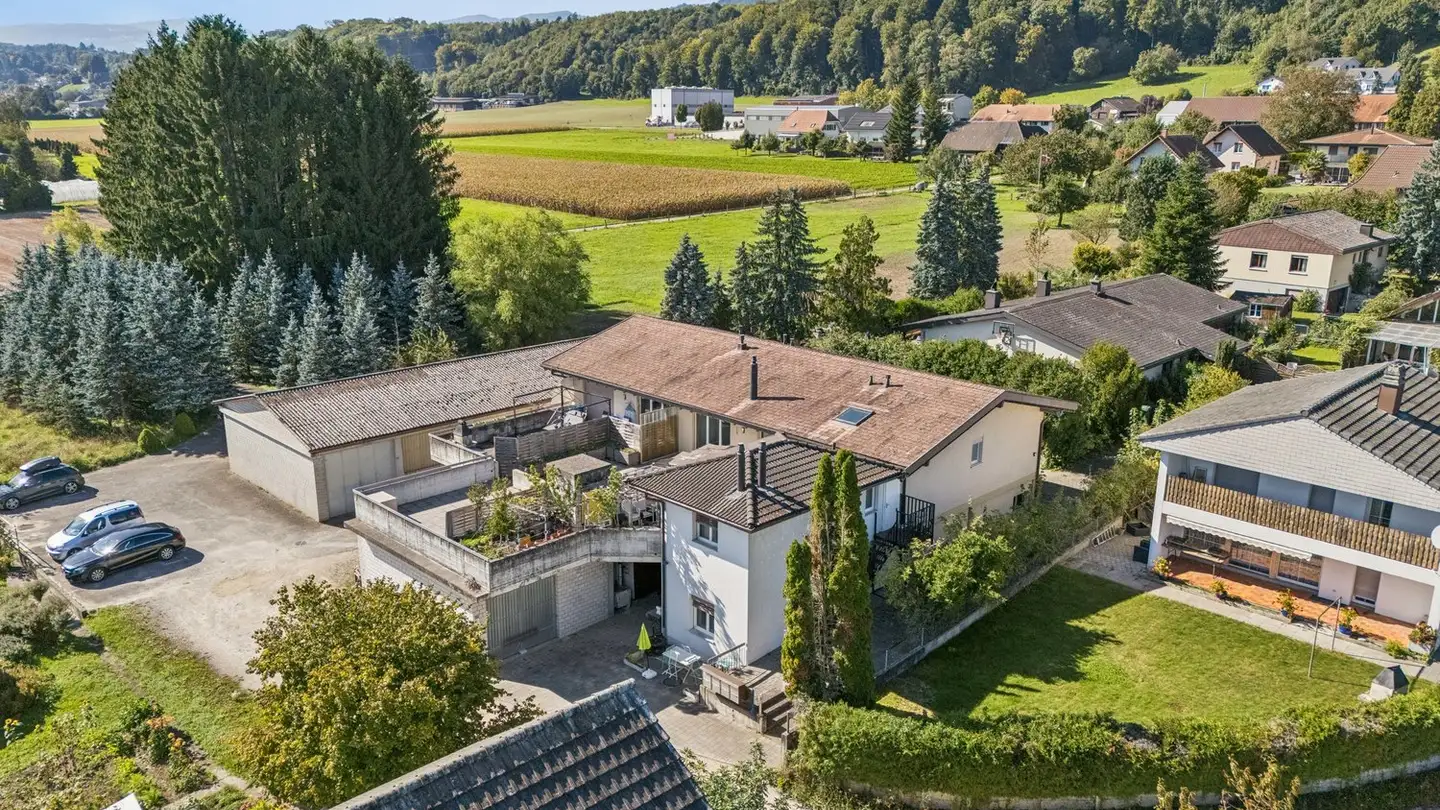 Mischgenutztes Gebäude kaufen - Niesenstrasse 14a, 2554 Meinisberg