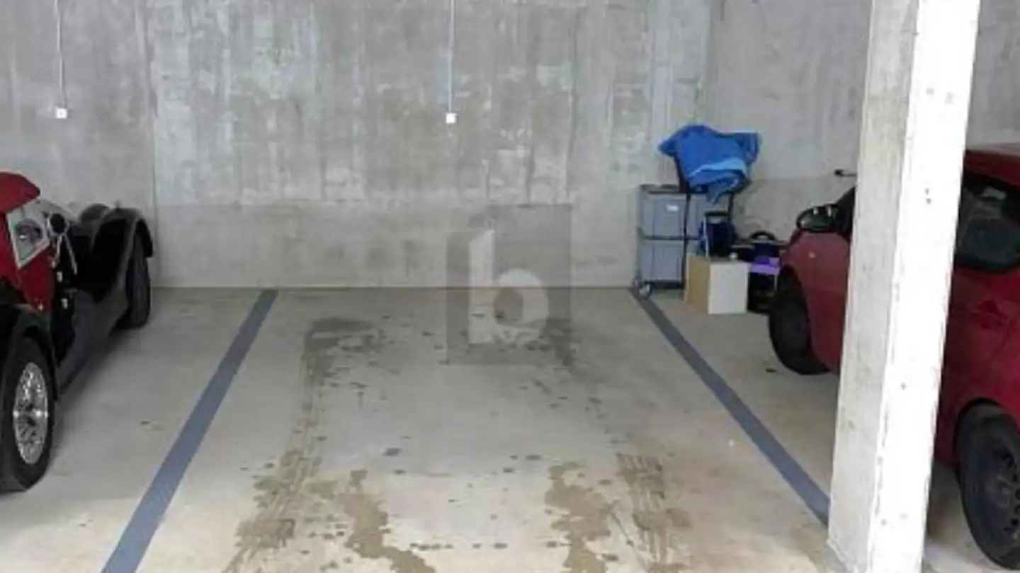 Outdoor parking space for rent - 1323 Romainmôtier