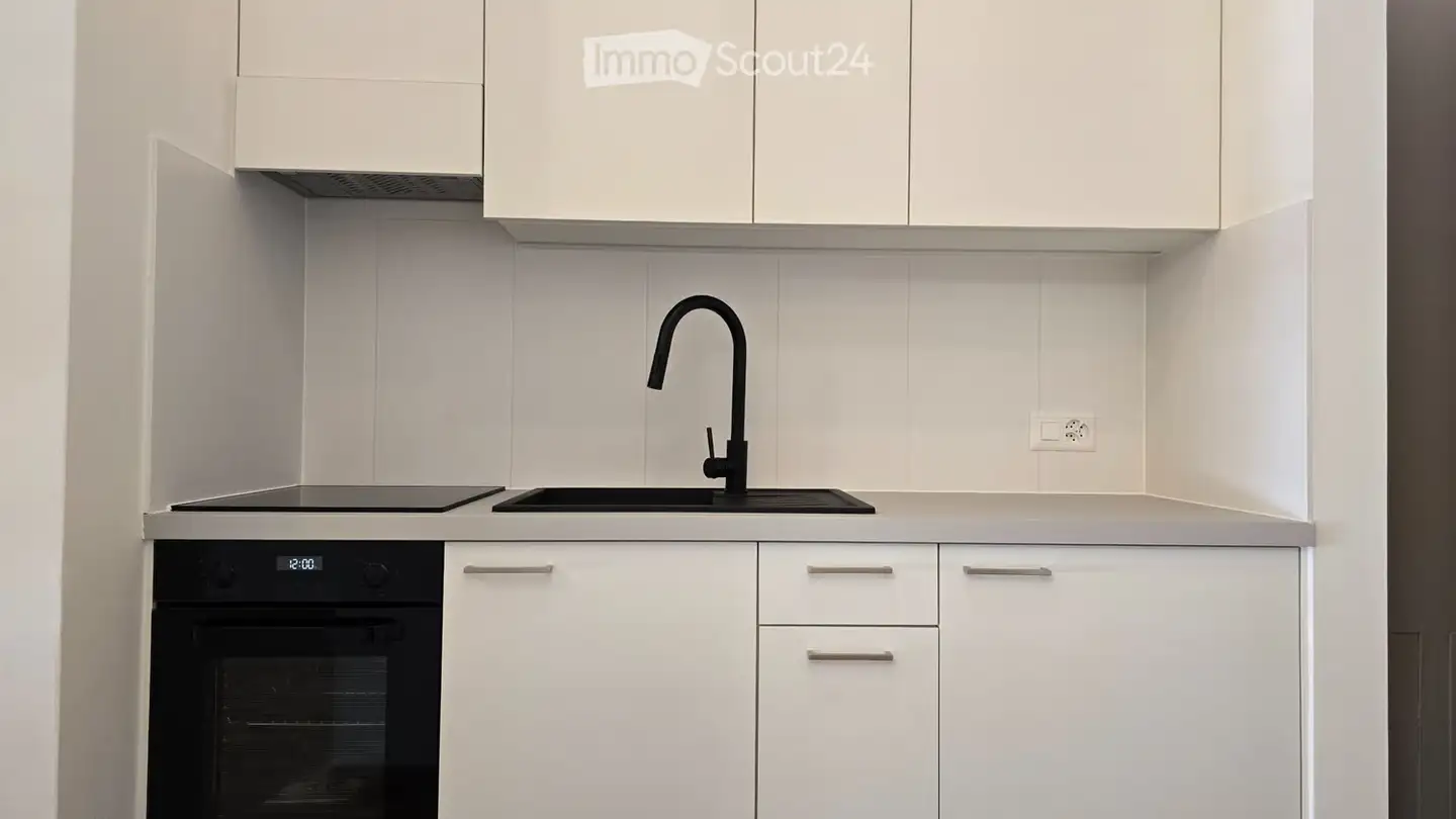 Apartment for rent - Via Besso 7, 6900 Lugano