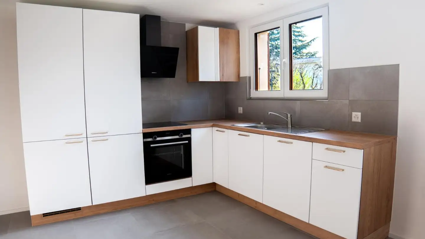 Apartment for rent - Chemin De Sur La Croix, 1020 Renens VD - Photo 2