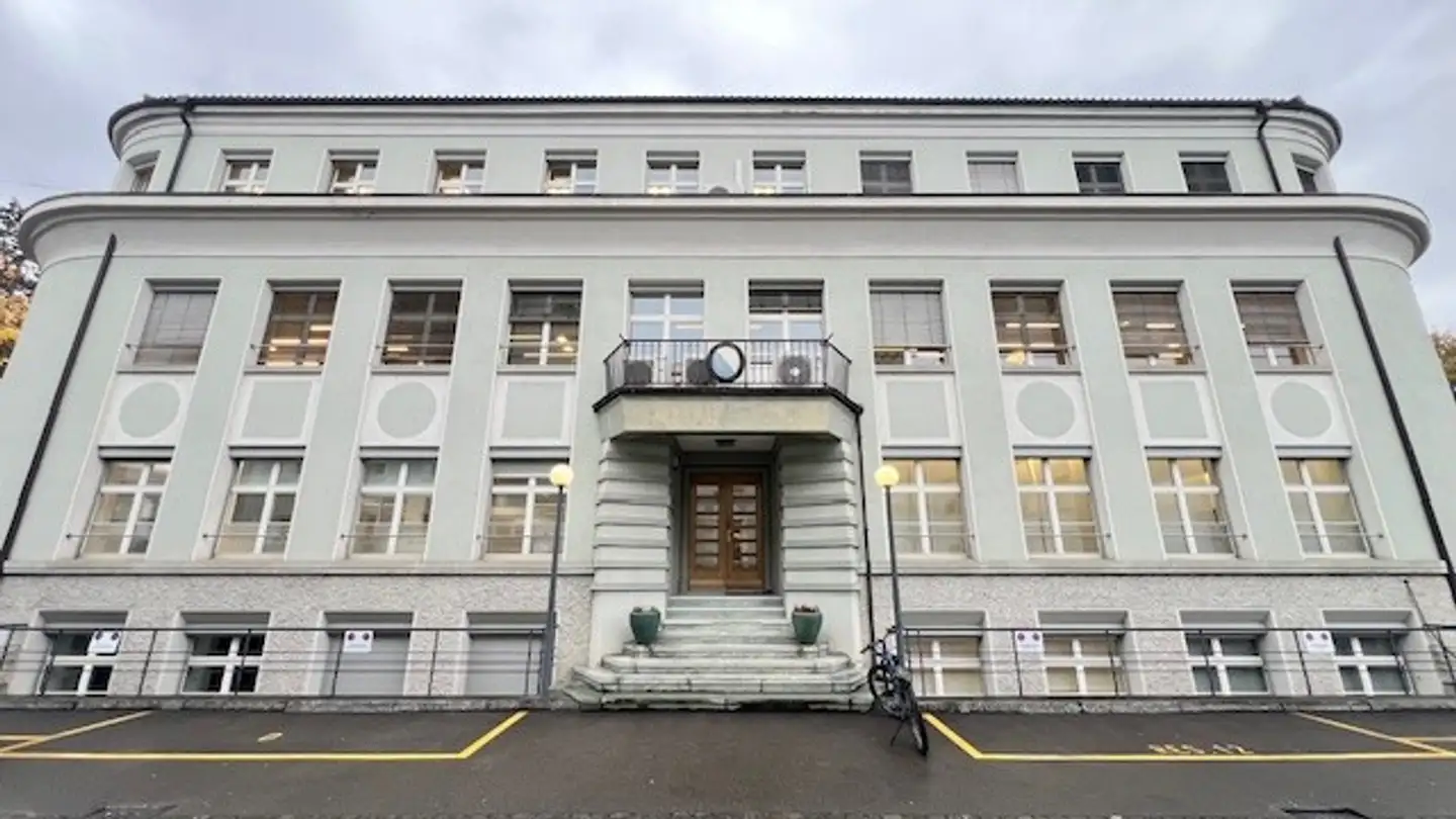 Bureau à louer - Gutenbergstrasse 10, 8002 Zürich