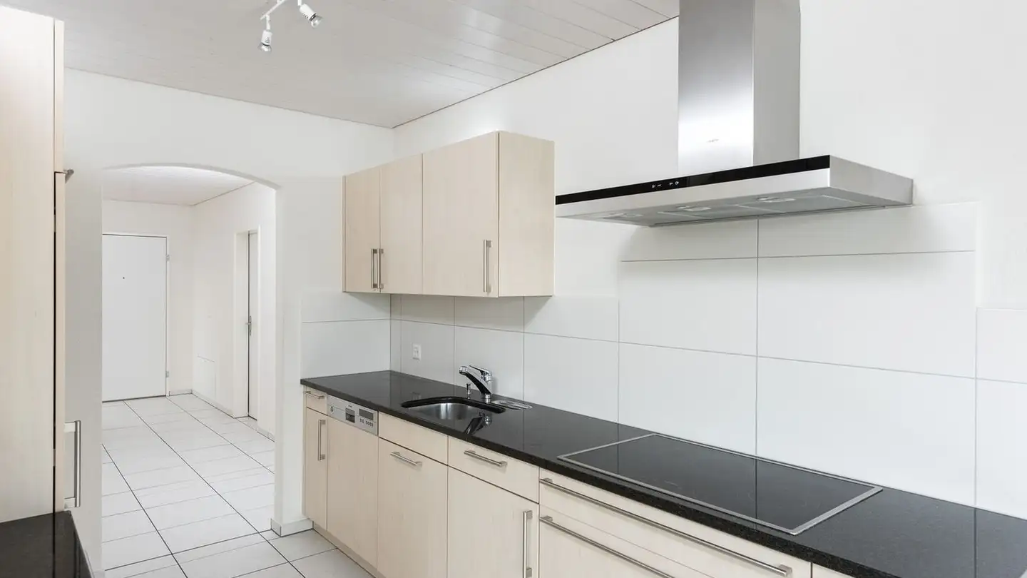 Attic flat for rent - Jungfraustrasse 5, 4665 Oftringen - Photo 2