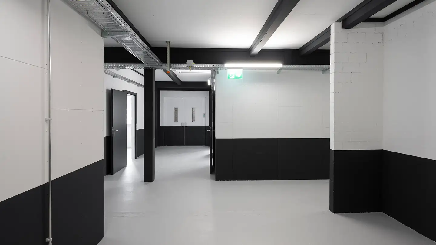 Atelier à louer - Bruggacherstrasse 16, 8117 Fällanden - Photo 3