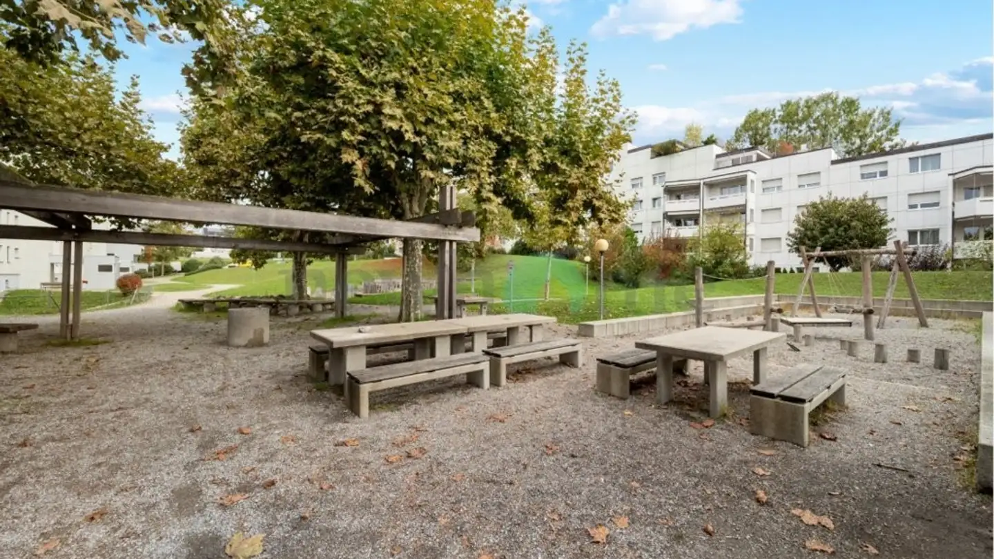 Attique à louer - Loowiesenstrasse 41, 8106 Adlikon b. Regensdorf