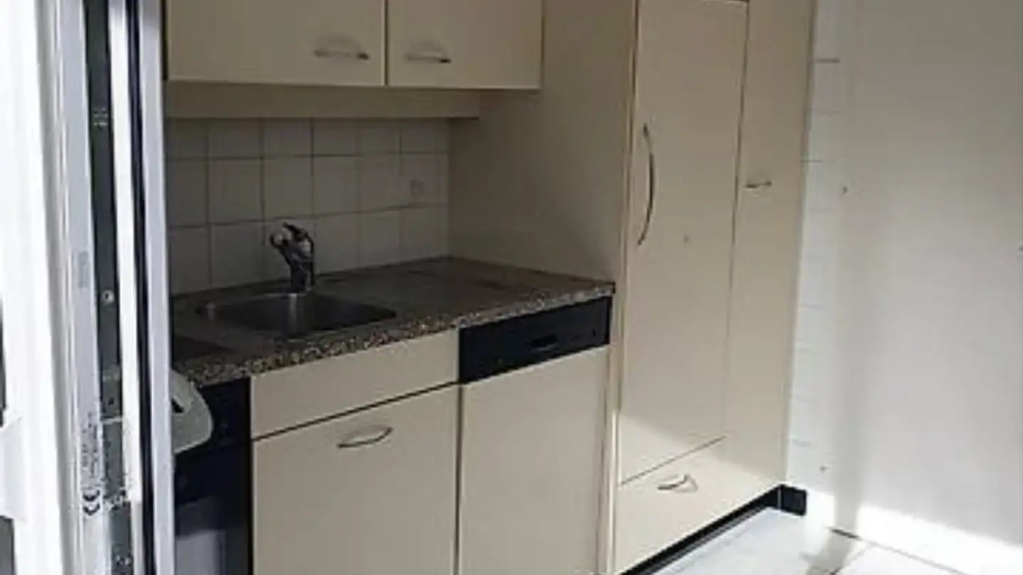 Apartment for rent - Avenue Maurice-Troillet 95, 1950 Sion - Photo 2