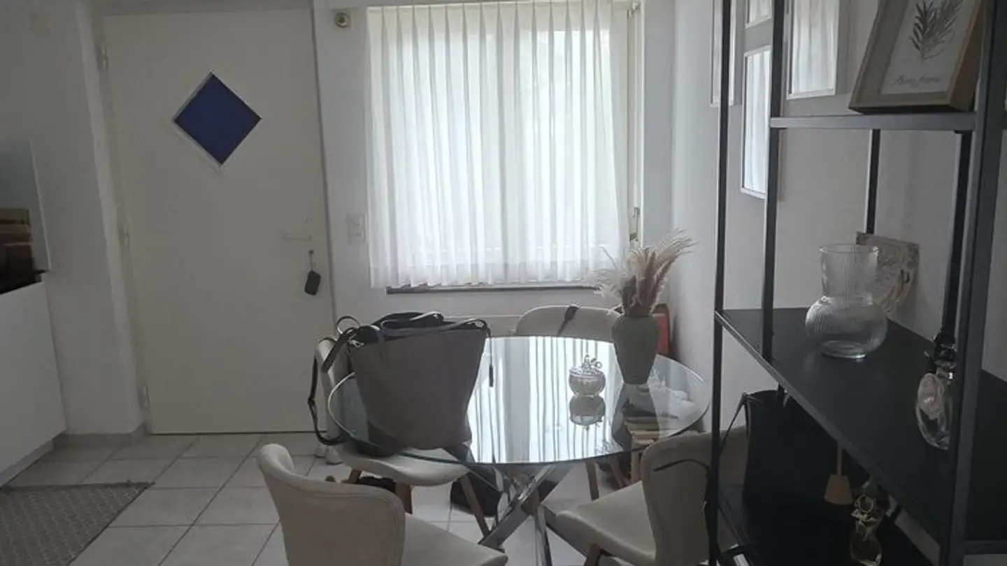 Wohnung mieten - 8706 Meilen
