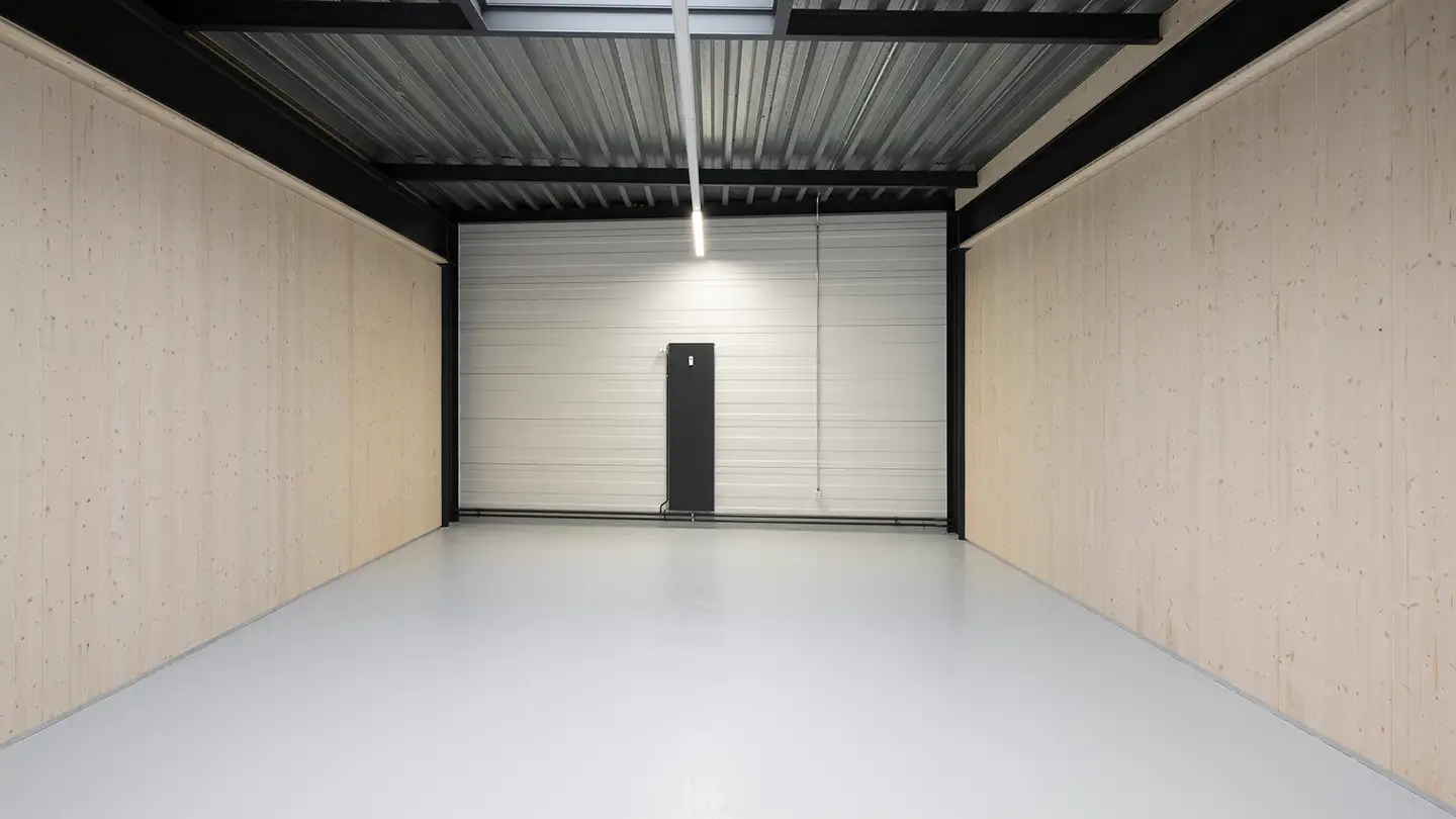 Espace de stockage à louer - Bruggacherstrasse 16, 8117 Fällanden