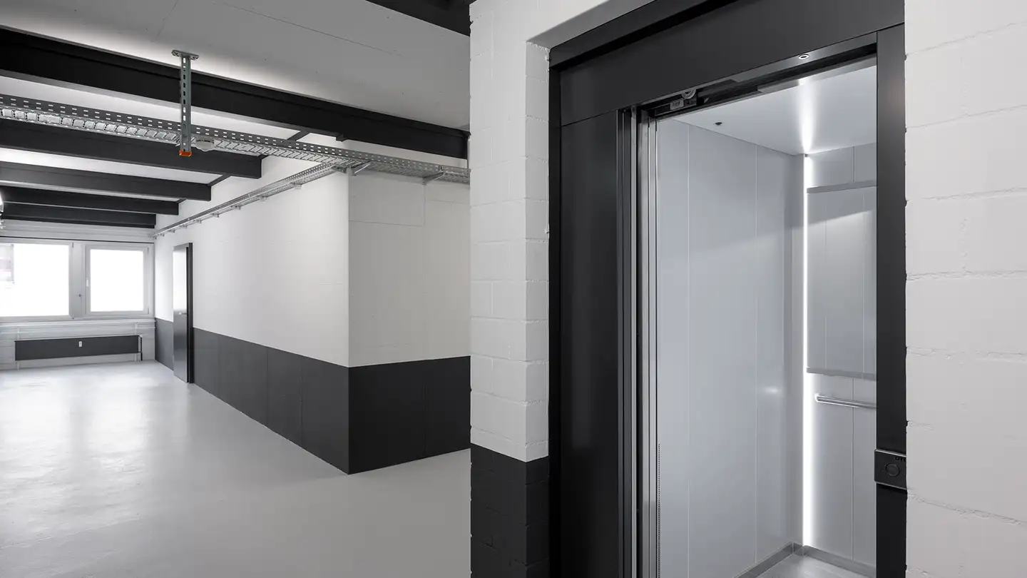 Commercial à louer - Bruggacherstrasse 16, 8117 Fällanden - Photo 3