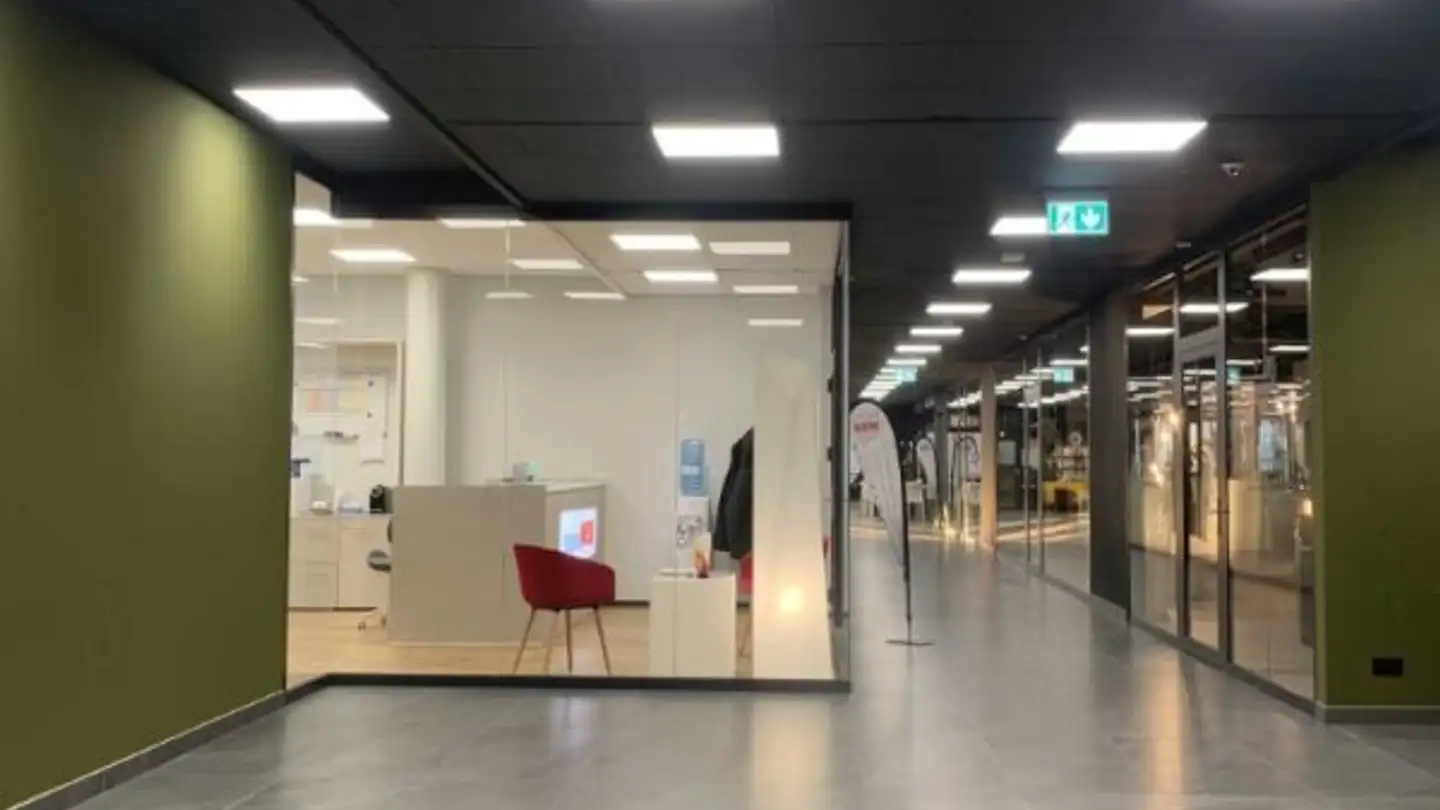 Negozio in affitto - Via Serafino Balestra 6, 6600 Locarno - Foto 3