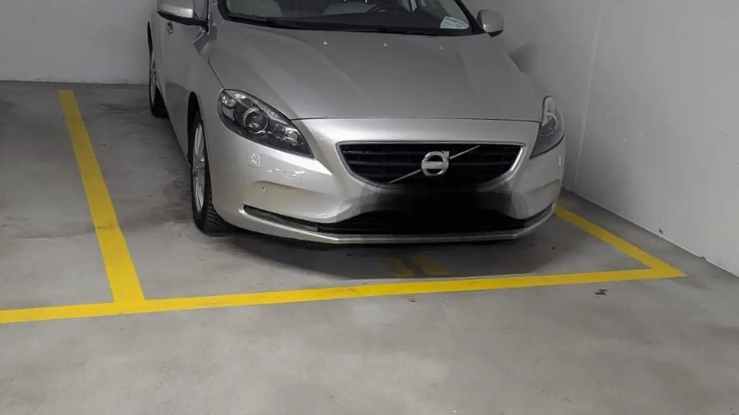 Parcheggio esterno in affitto - Gschwaderstrasse 71a, 8610 Uster