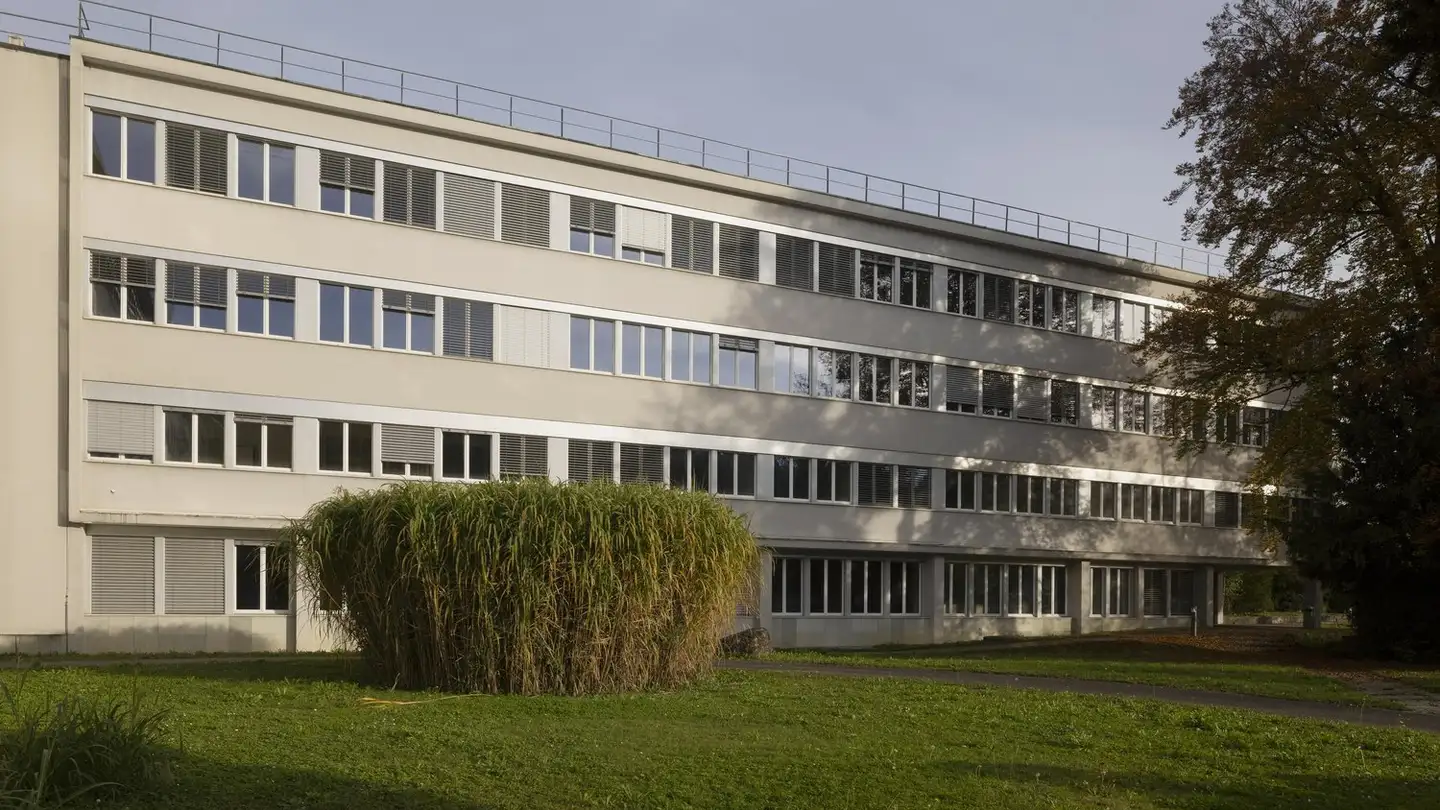 Commercial à louer - Klosterstrasse 18, 8406 Winterthur