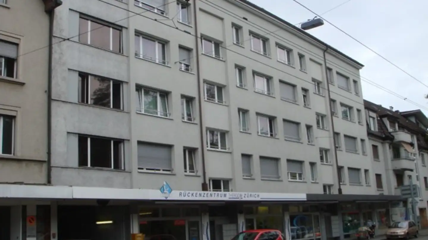 Parcheggio sotterraneo in affitto - Schaffhauserstrasse 403, 8050 Zürich