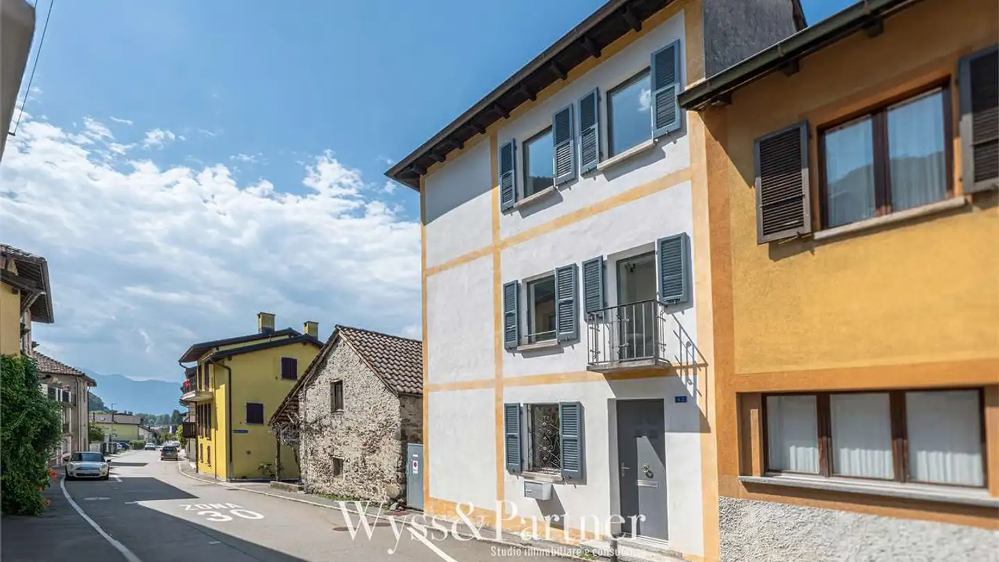 Single house for rent - Via In Paes 42, 6572 Quartino