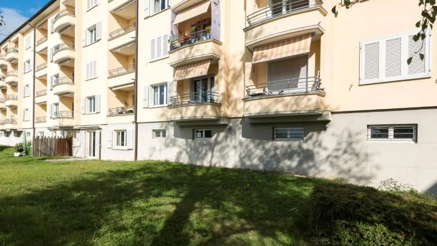 Apartment for rent - Rue de la Coquemène 7, 2000 Neuchâtel - Photo 2