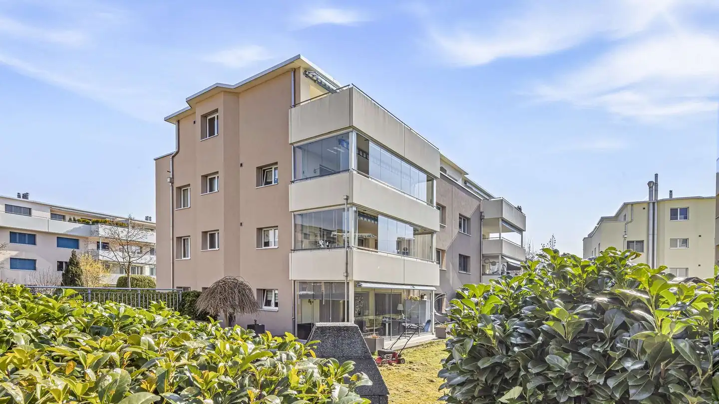 Penthouse for sale - 8330 Pfäffikon ZH
