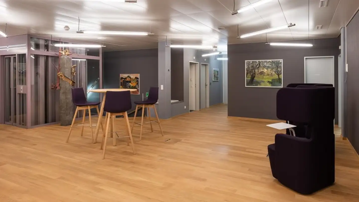 Office space for rent - Bahnhofstrasse 5, 4950 Huttwil