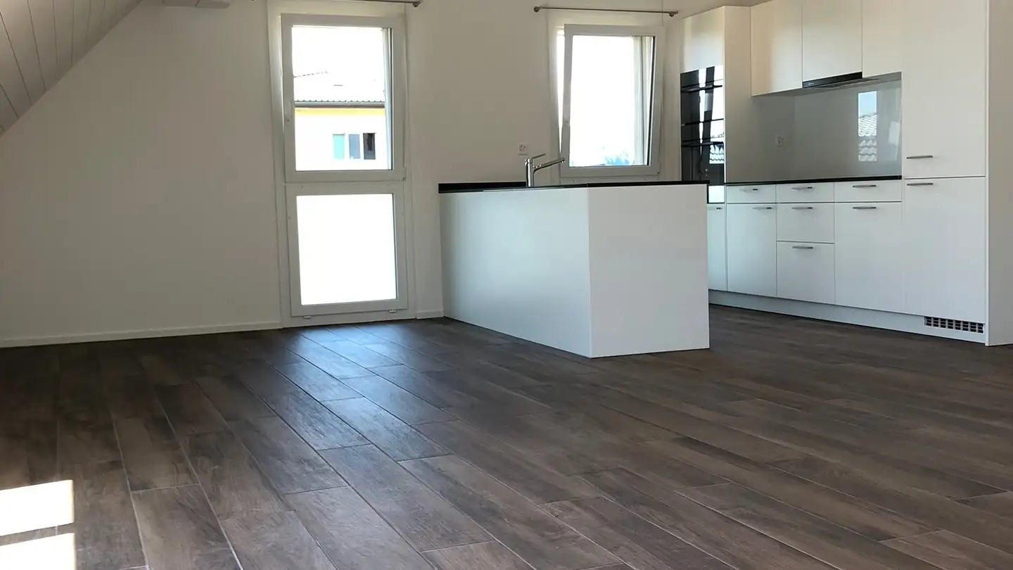 Attic flat for rent - Bernaustrasse 637, 5325 Leibstadt - Photo 2