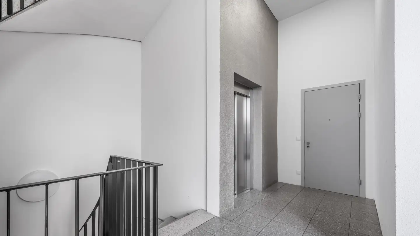 Office space for rent - Luzernerstrasse 14, 5643 Sins - Photo 2