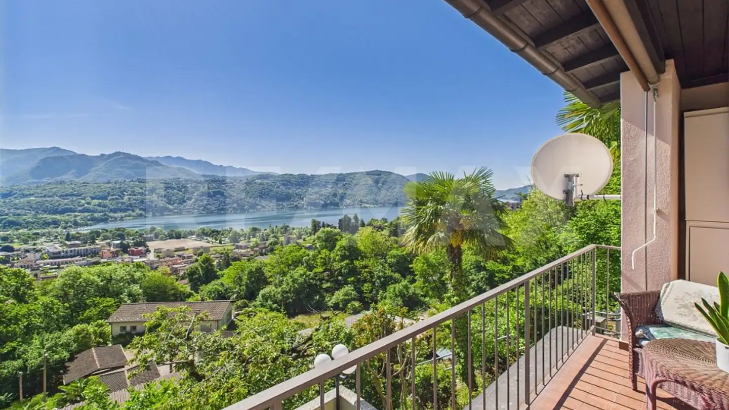 Furnished apartment for sale - 6982 Agno