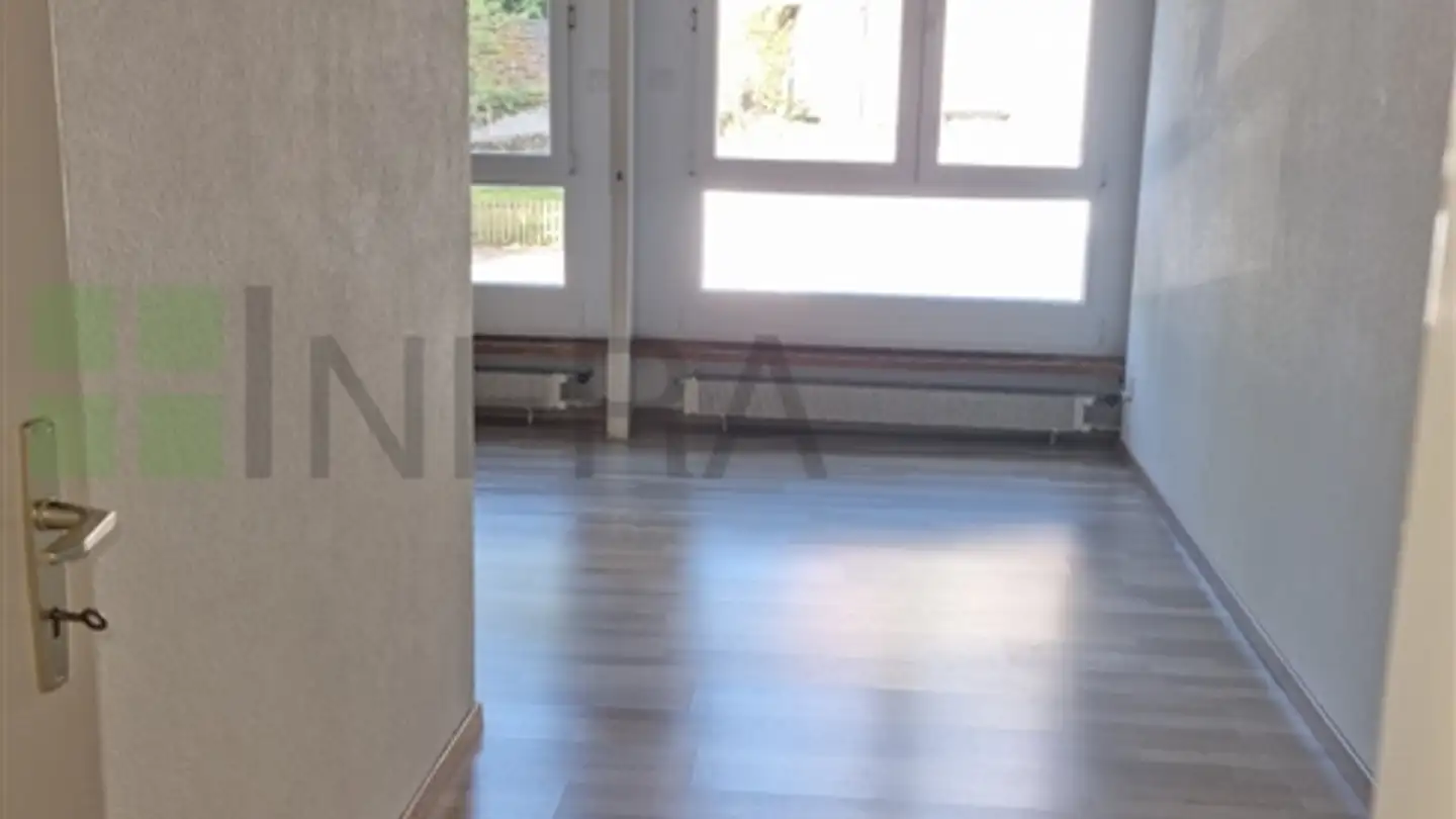 Wohnung mieten - Rue De L'hôtel-De-Ville 8, 2740 Moutier - Foto 4