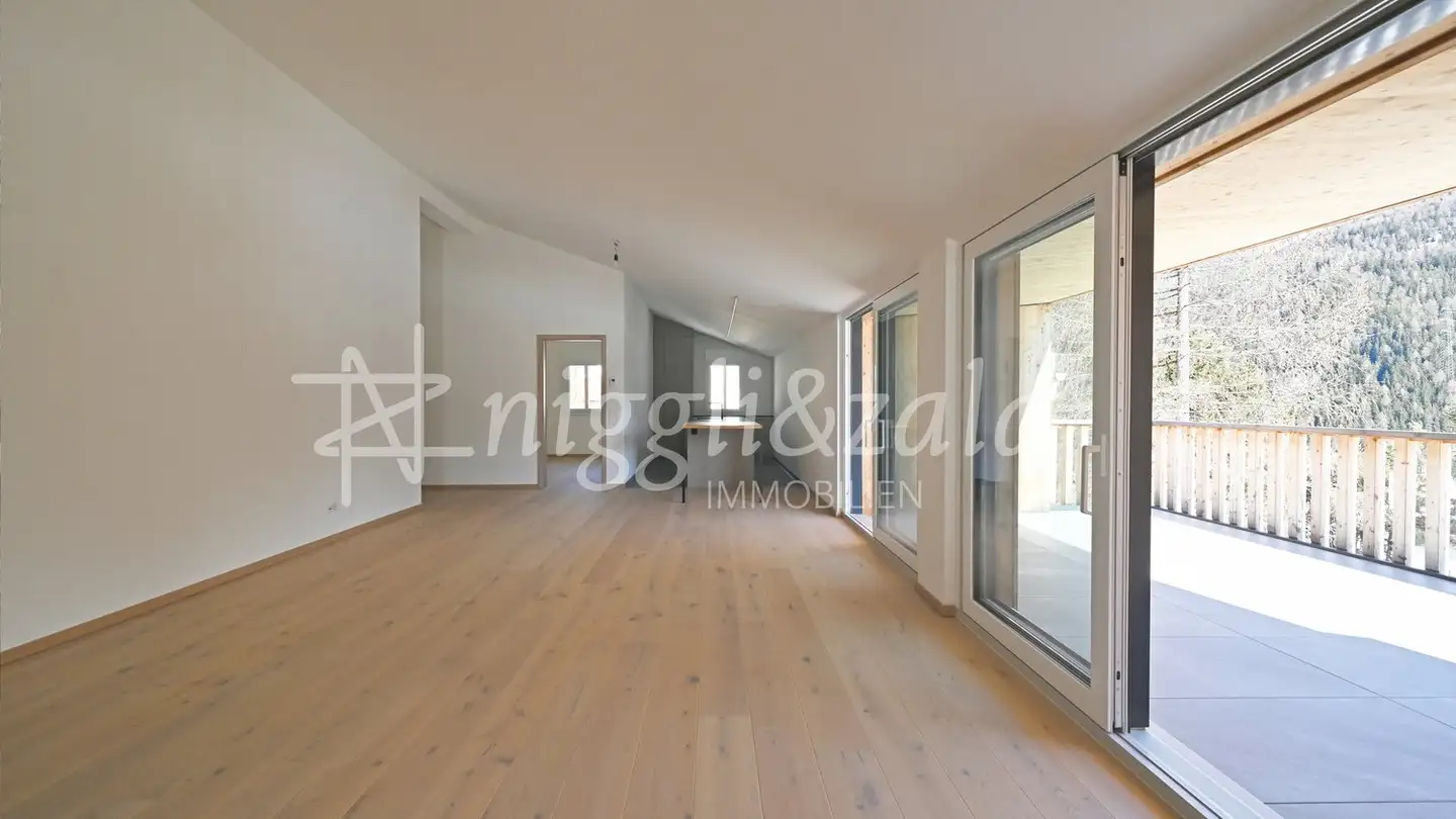 Dachgeschosswohnung mieten - Ils Muots 354a, 7527 Brail
