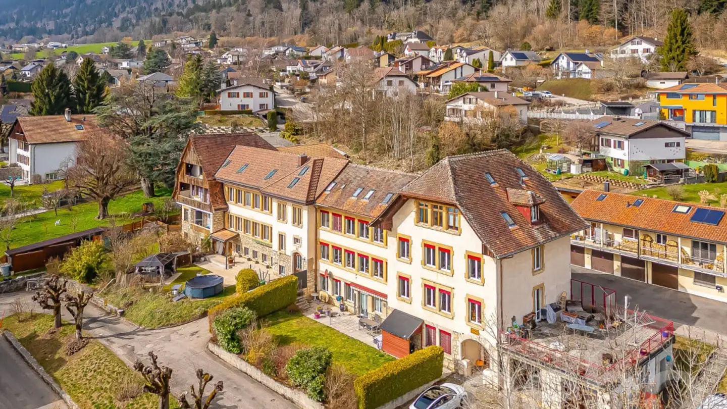 Maison jumelle à vendre - 2054 Chézard-St-Martin
